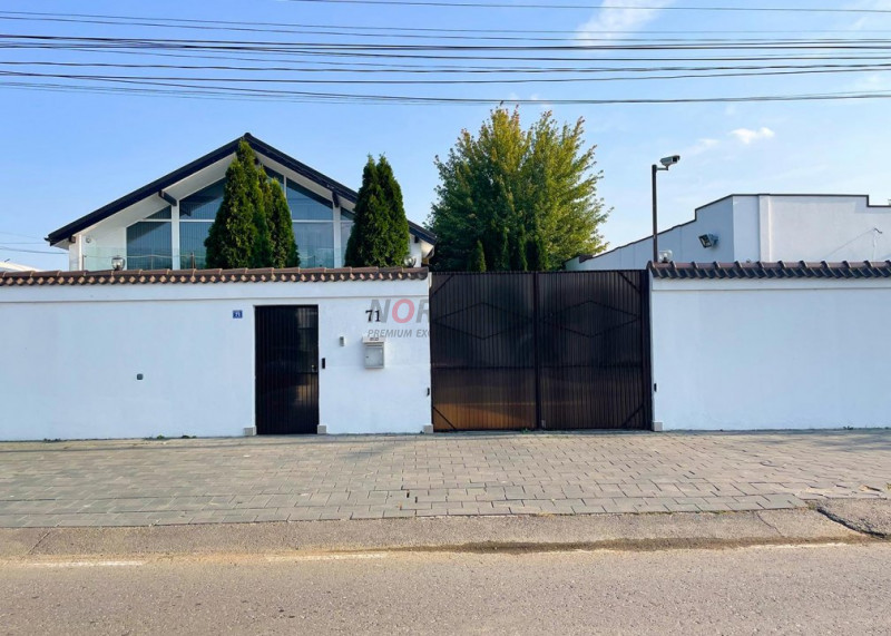 Private Estate lângă București | Vilă, Piscină & Sport Court