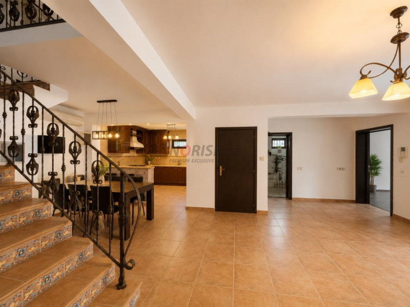 Casă Individuală în Pipera | 242 mp | Zonă Liniștită | Curte Privată