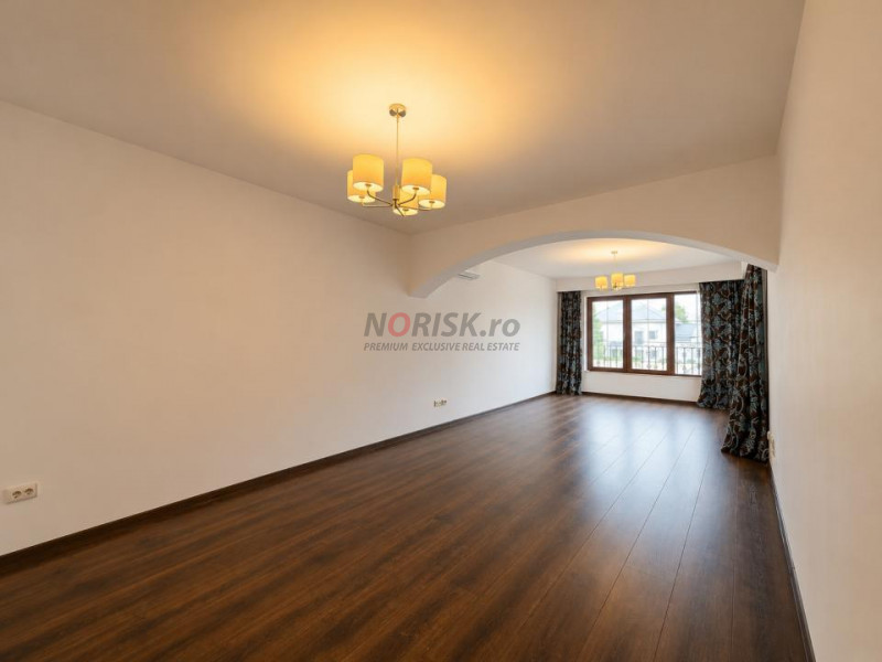 Casă Individuală în Pipera | 242 mp | Zonă Liniștită | Curte Privată
