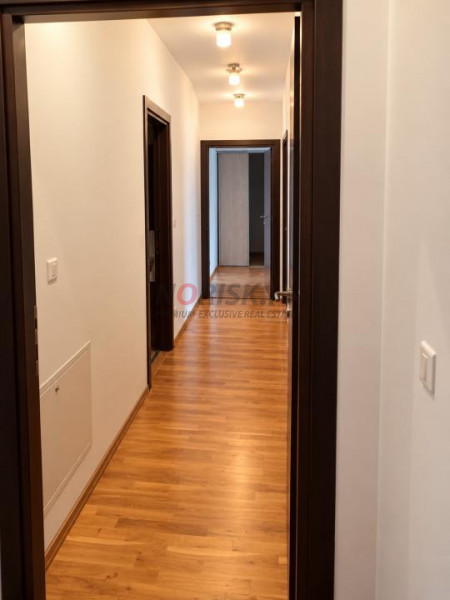 Natura Residence | 3 camere | 98 mp | 3 băi | 2 parcări | Piscină & SPA