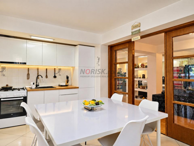 Casă individuală 280 mp + 700 mp teren | 4 dormitoare | Bragadiru