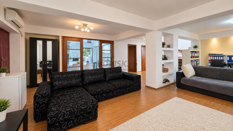 Casă individuală 280 mp + 700 mp teren | 4 dormitoare | Bragadiru