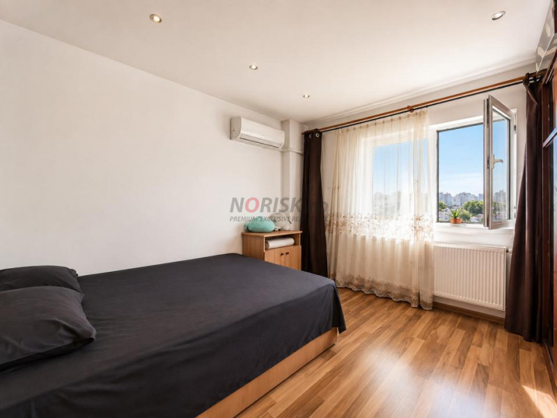 13 Septembrie | 3 Camere modificat în 2 | 72 MP | Bloc 1991, anvelopat | 2 băi 