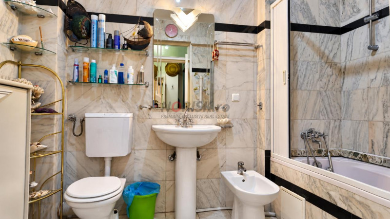 Vila cu lift, garaj si terasa | Vatra Luminoasa | Rezidential sau birouri