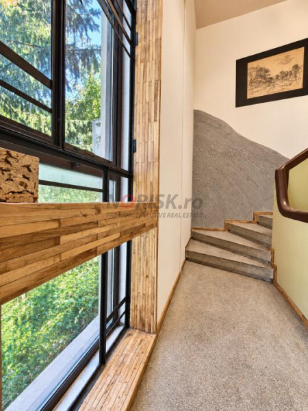 0% APARTAMENT 3 Camere + Anexa | 188 mp și CURTE 122mp Domenii la 10m de Metrou 