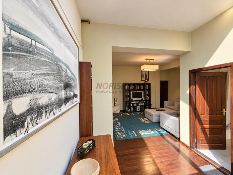0% APARTAMENT 3 Camere + Anexa | 188 mp și CURTE 122mp Domenii la 10m de Metrou 