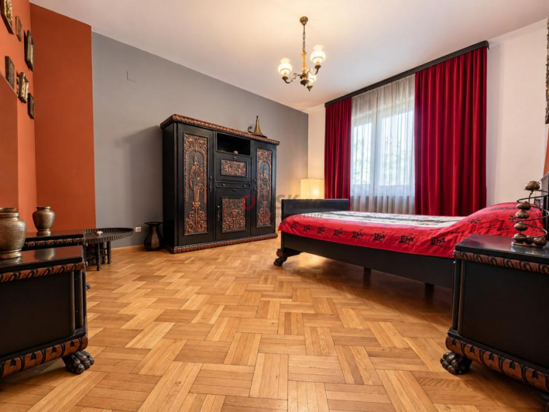 0% APARTAMENT 3 Camere + Anexa | 188 mp și CURTE 122mp Domenii la 10m de Metrou 
