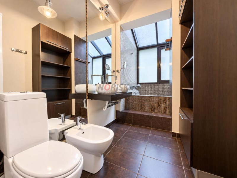 0% APARTAMENT 3 Camere + Anexa | 188 mp și CURTE 122mp Domenii la 10m de Metrou 