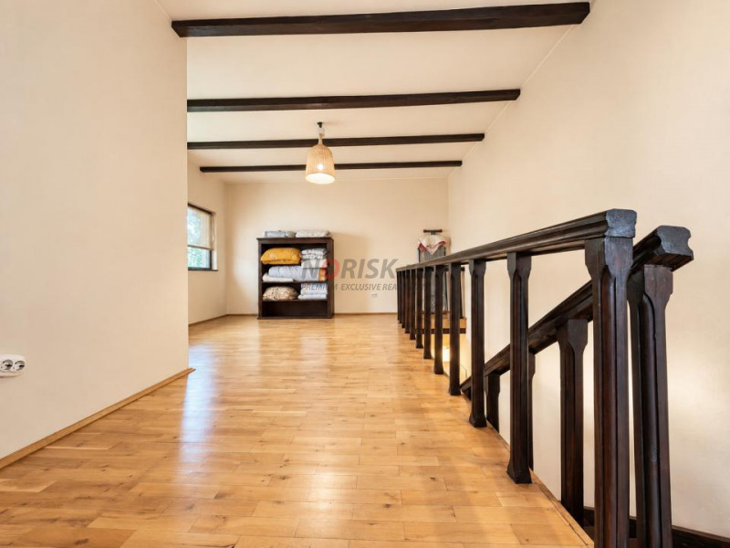 0% APARTAMENT 3 Camere + Anexa | 188 mp și CURTE 122mp Domenii la 10m de Metrou 