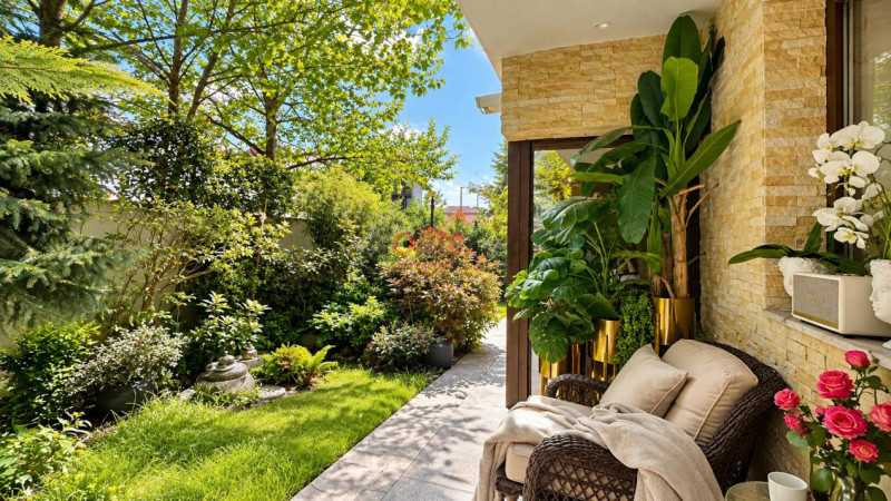 Comfort Living | 5 Camere și Curte Proprie