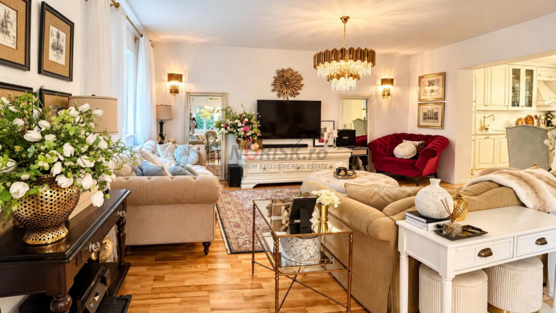 Comfort Living | 5 Camere și Curte Proprie