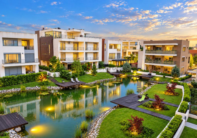 Elite Lakefront Villa – Greenlake