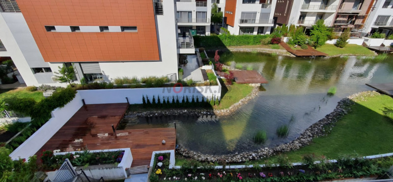 Elite Lakefront Villa – Greenlake