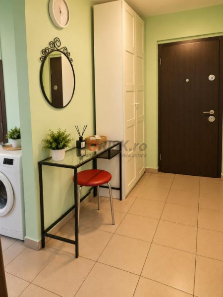  camere decomandat | 66 mp | Etaj 2/4 | Bloc izolat | Râul Doamnei