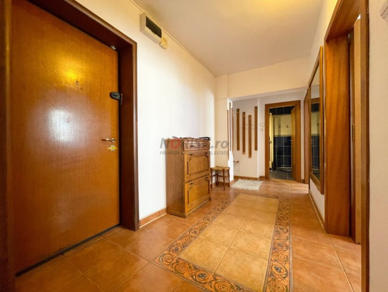 Apartament 4 Camere Panduri 130mp 5 minute METROU Academiei Mobilat