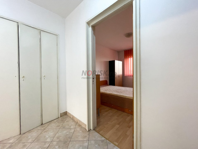 Apartament Spatios 4 Camere Decomandat 93.5mp LUJERULUI 3 min Metrou 