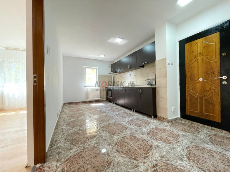 Apartament 4 Camere MOINESTI 85mp 7 minute METROU Prima Inchiriere