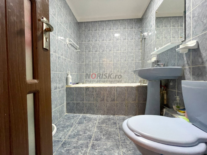 Apartament 4 Camere MOINESTI 85mp 7 minute METROU Prima Inchiriere