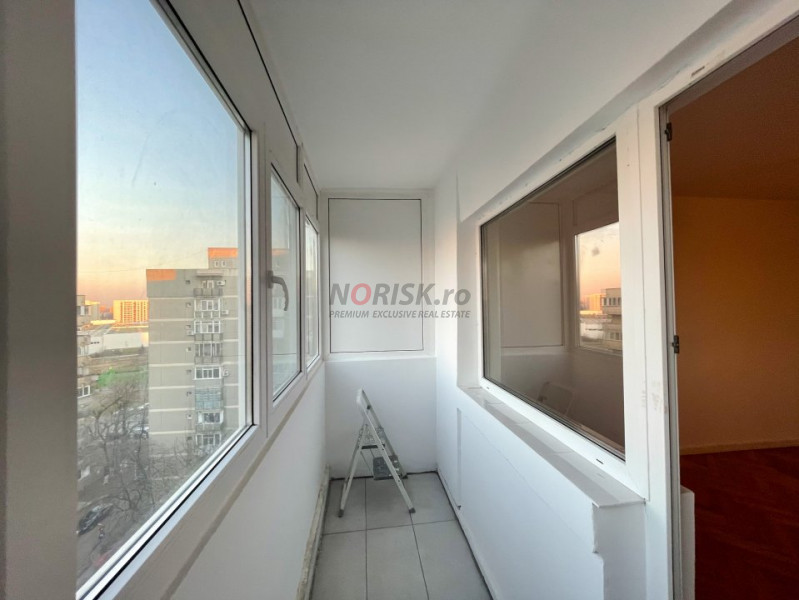 Apartament 3 Camere 71mp Decomandat Bloc 1981 3m LUJERULUI Metrou