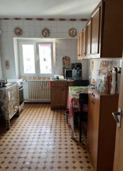 Apartament 3 Camere 77mp 2m Metrou LUJERULUI