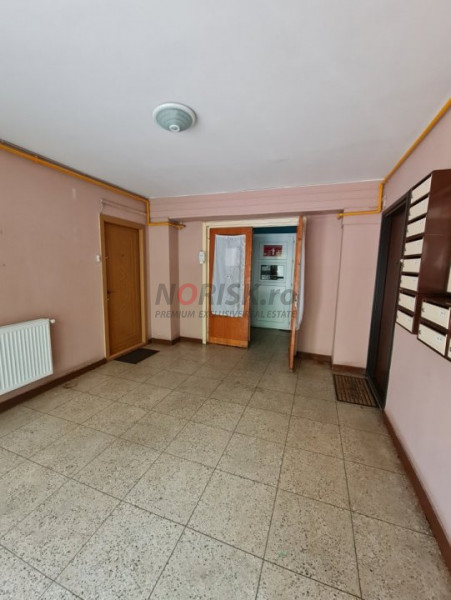 Apartament 3 Camere 67mp Apusului-Casa Roz