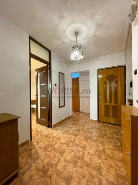 Apartament 3 Camere 2 Bai 70Mp Bloc 1980 VETERANILOR 5 Minute Metrou