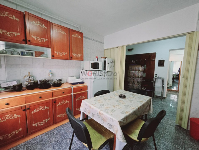 Vanzare 3 camere decomandat - Doamna Ghica