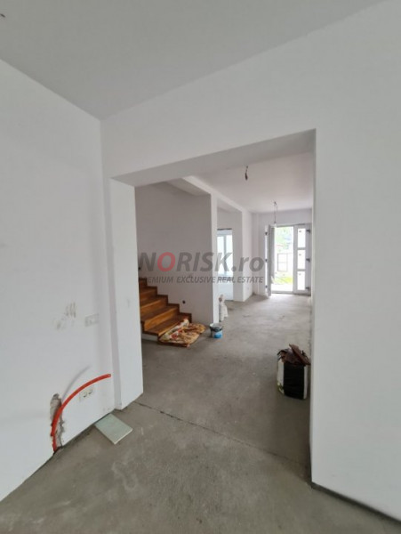 Vila 6 camere - Dragomiresti-Deal