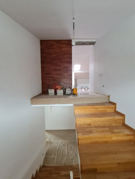 Vila 6 camere - Dragomiresti-Deal