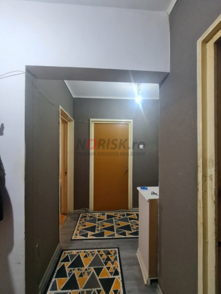 Apartament 3 Camere 65mp la 5m Metrou Tudor Vladimirescu