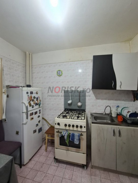 Apartament 3 Camere 65mp la 5m Metrou Tudor Vladimirescu