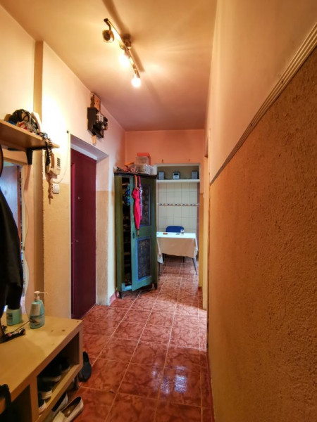 Apartament 3 Camere 68mp + Boxa 3mp 1975 Unirii Constitutiei