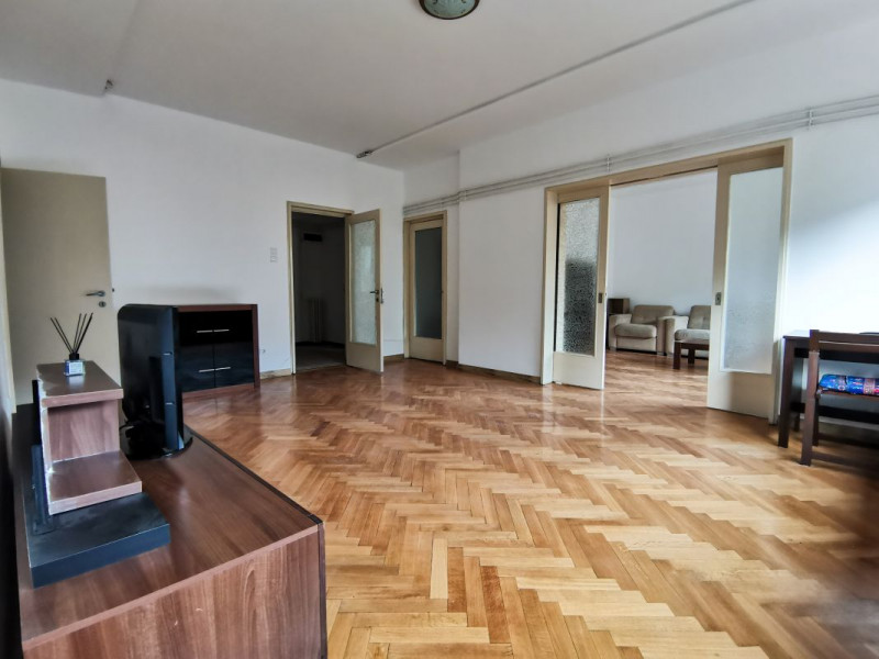 Apartament 3 Camere Calea Victoriei 106mp + Boxa Renovat