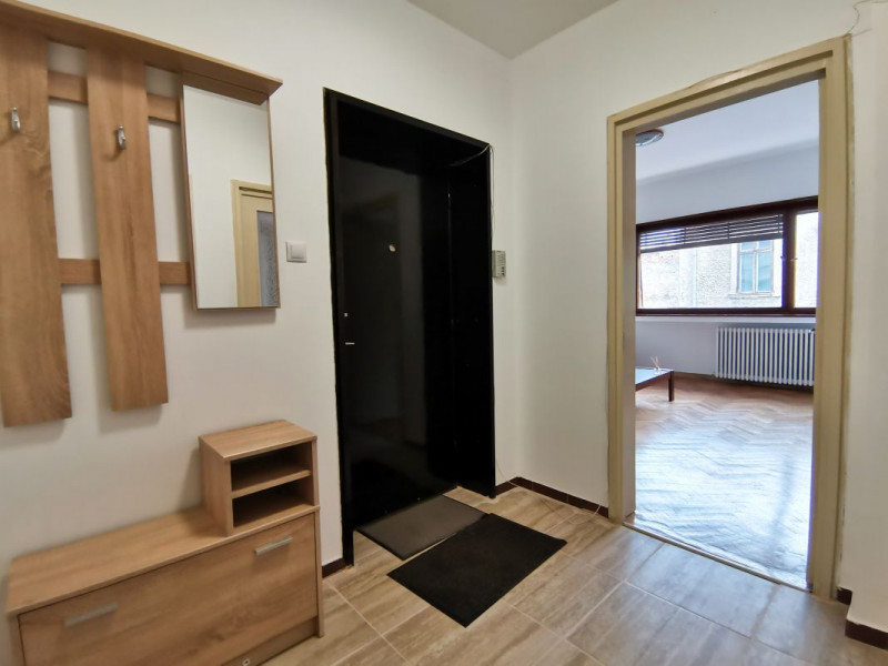 Apartament 3 Camere Calea Victoriei 106mp + Boxa Renovat