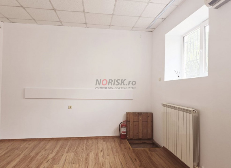 Toamnei - sediu de firma sau apartamentent pentru investitie