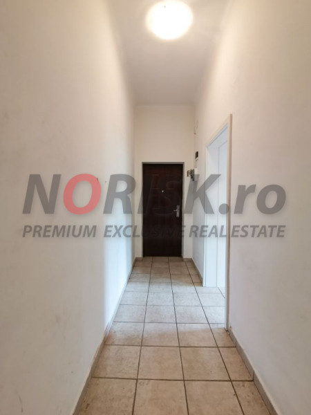 Apartament 3 Camere + Pod 153mp 1940 Et 1/2 Mosilor Fara R/U + Curte