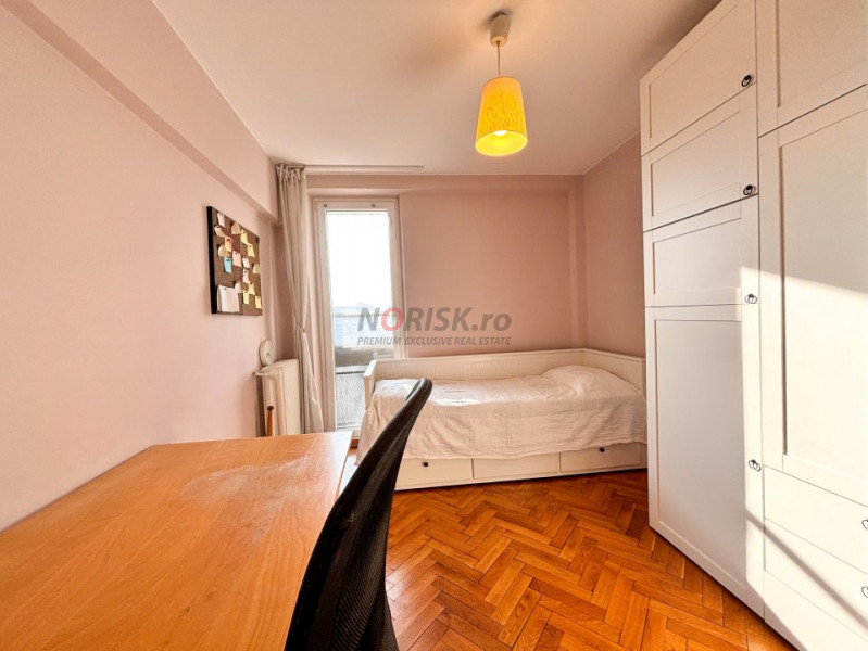 Apartament 3 Camere 67mp TITAN Piata Minis Bloc Reabilitat 