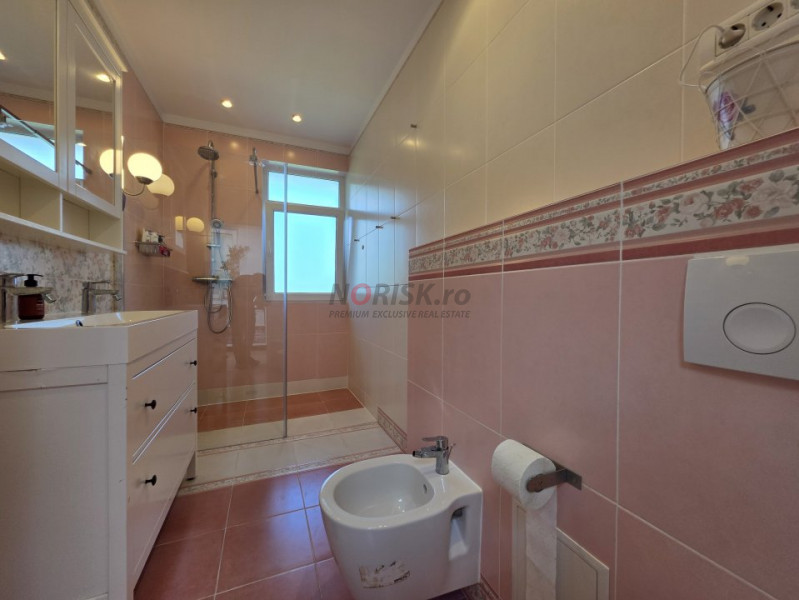 Refugiu Verde în Corbeanca – Vilă Premium cu Grădină Matură