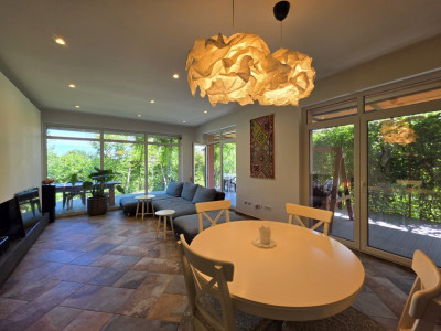 Refugiu Verde în Corbeanca – Vilă Premium cu Grădină Matură