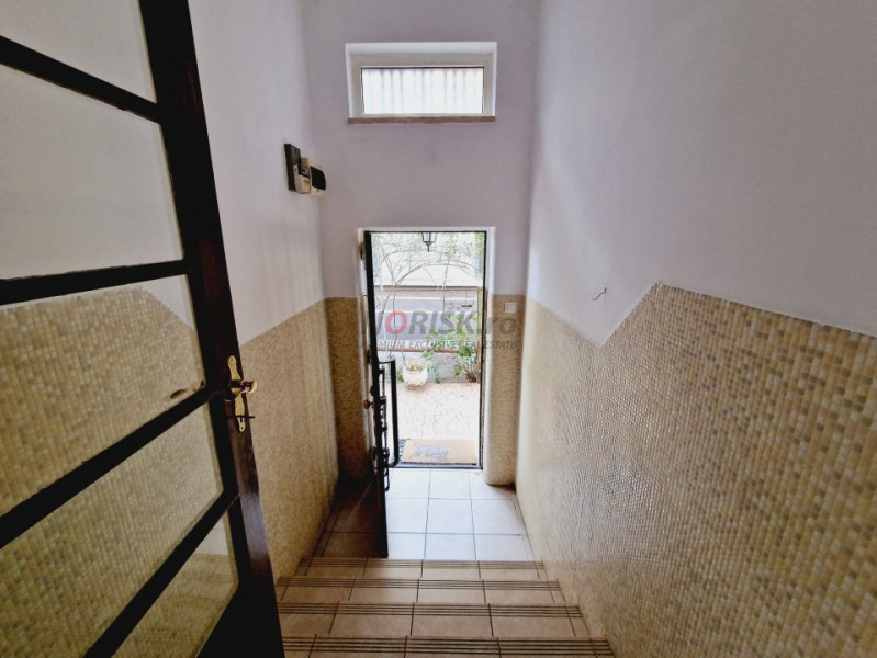 Central, elegant, versatil - Vila ideala pentru orice plan