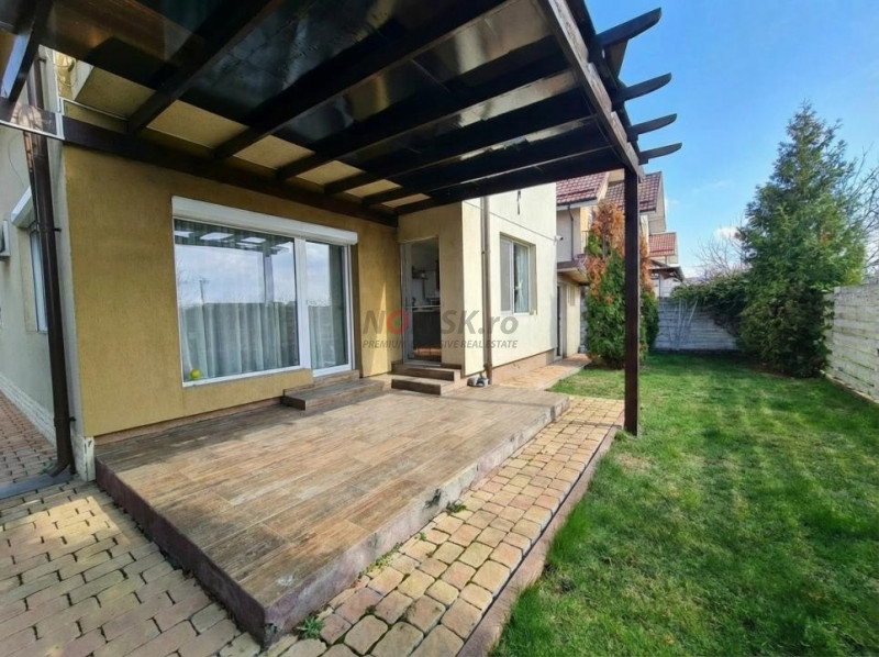 Casă Domnești | Spațioasă, Luminoasă, Ideală pentru Familie