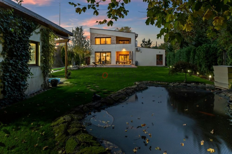 Refugiu modern în Corbeanca – Vilă cu 6 camere, piscină