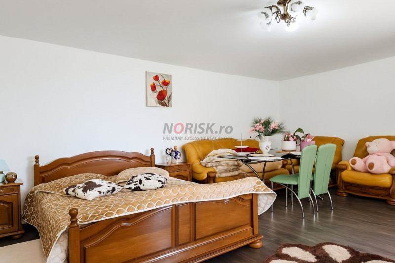 Casă solidă, complet renovată, cu terasă generoasă – Bolintin Vale
