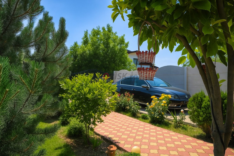 Casă solidă, complet renovată, cu terasă generoasă – Bolintin Vale