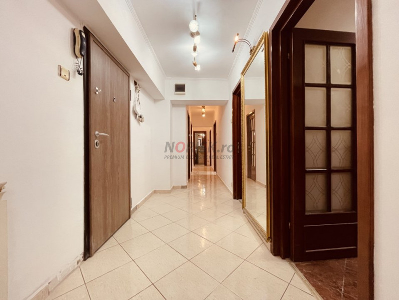 3 Camere I DECEBAL I OPORTUNITATE-În Renovare !