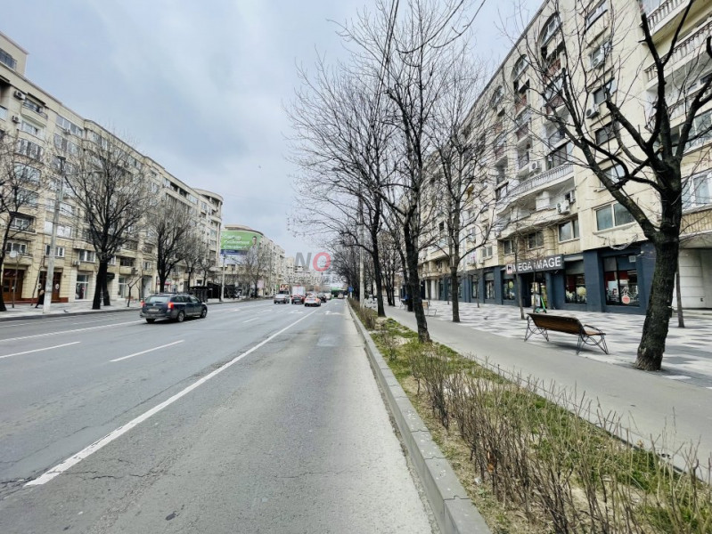 3 Camere I DECEBAL I OPORTUNITATE-În Renovare !