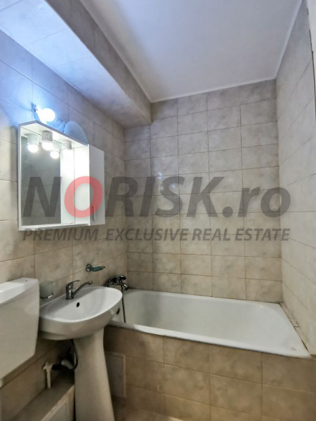 Apartament 3 Camere 45mp 1972 Reabilitat + Loc P 5min Parc Dr Taberei