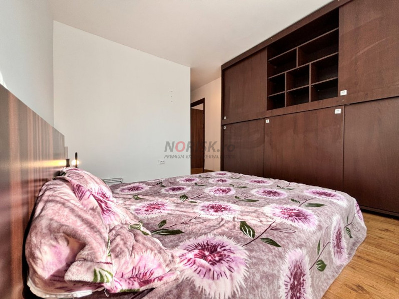 Apartament 3 Camere Decomandat GORJULUI 67mp Centrala Proprie Bloc 1982
