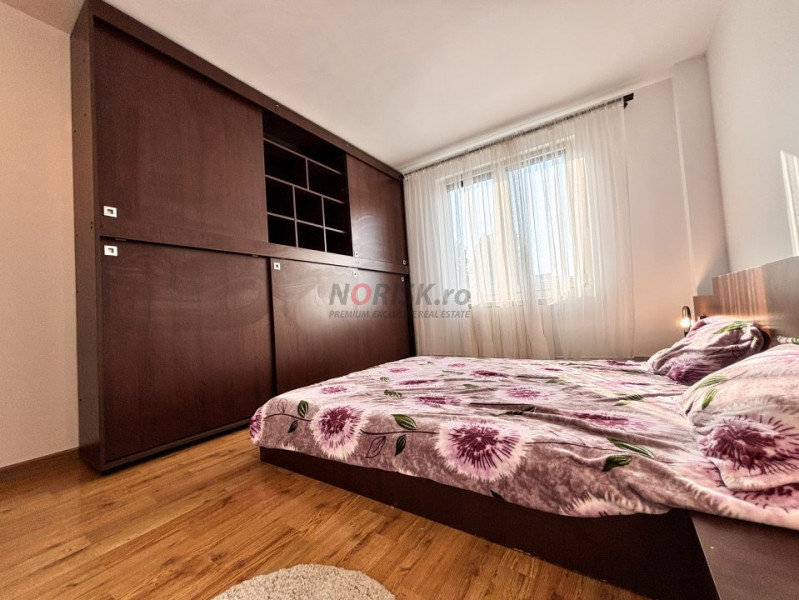 Apartament 3 Camere Decomandat GORJULUI 67mp Centrala Proprie Bloc 1982