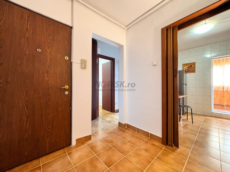 Apartament 3 Camere Decomandat GORJULUI 67mp Centrala Proprie Bloc 1982